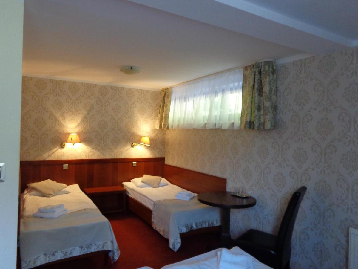 Mazowsze Medi Spa أوسترون المظهر الخارجي الصورة