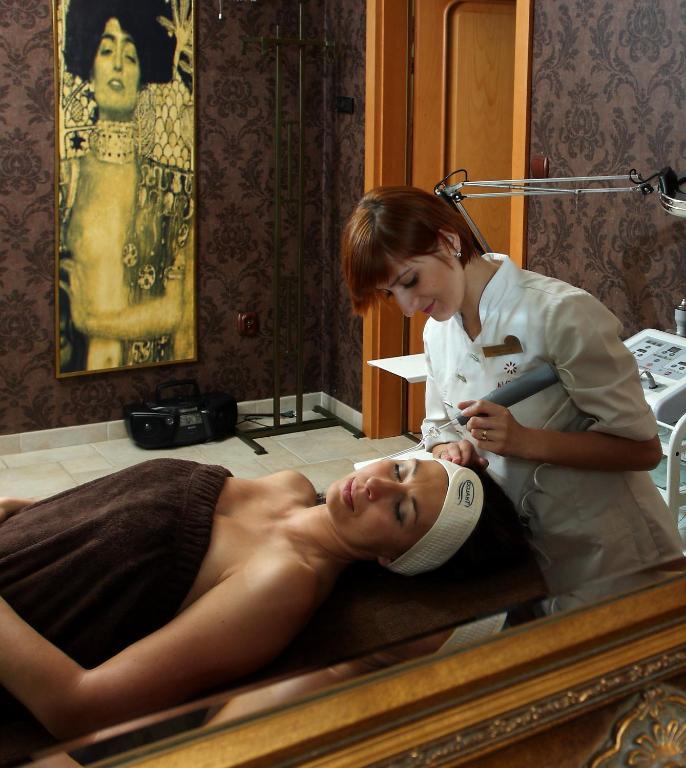 Mazowsze Medi Spa أوسترون المظهر الخارجي الصورة